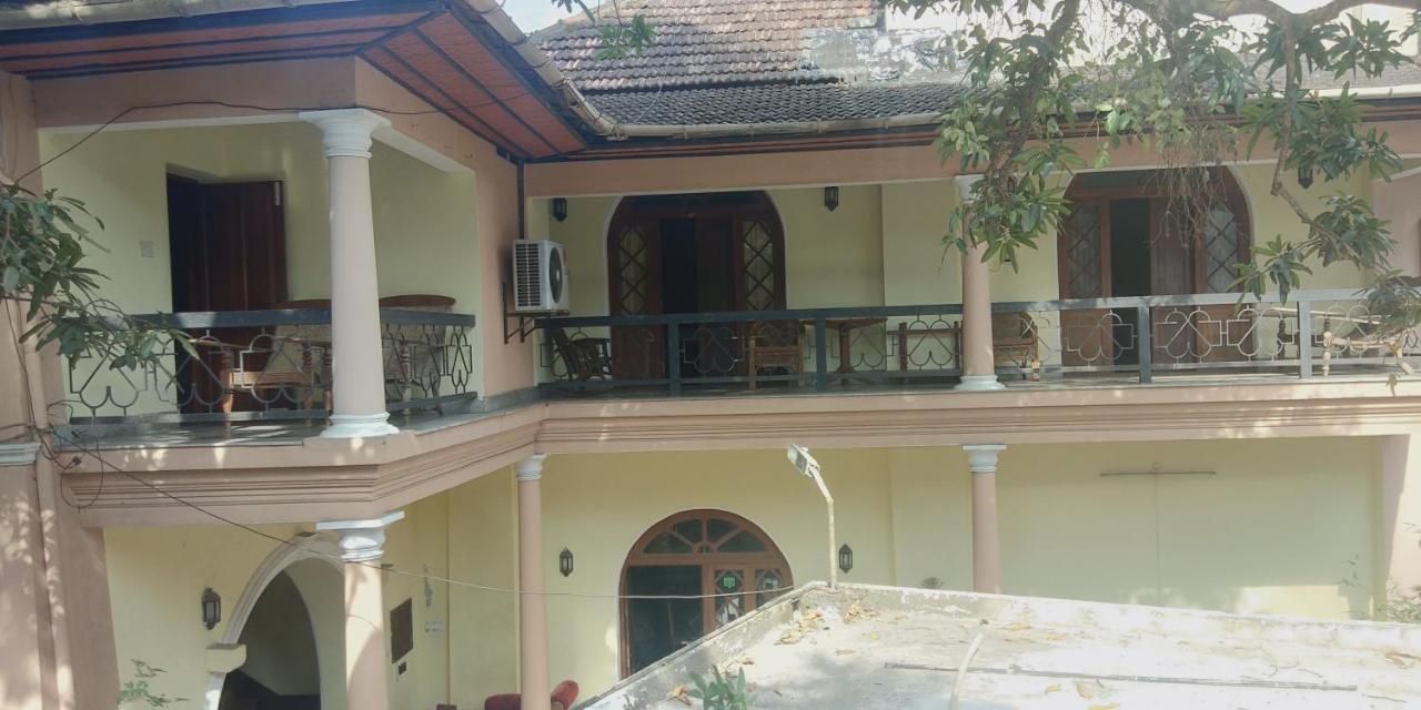 Ballard Bungalow Kochi Exterior photo